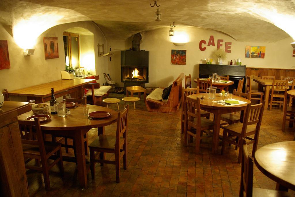 莱达都卢普酒店 Saint-Vérand 外观 照片