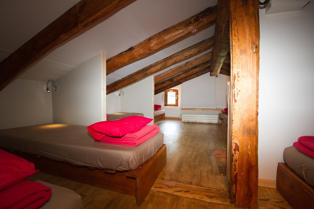 莱达都卢普酒店 Saint-Vérand 外观 照片